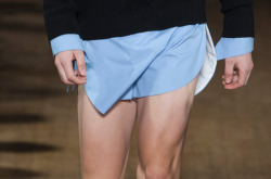 b-nign:  ugh legs