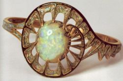 shewhoworshipscarlin:Ring, 1905-09, France.