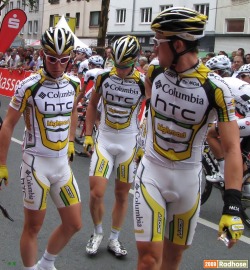 meninlycra4life:fially, here we have some nice well endowed team