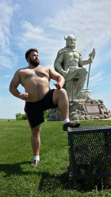 truenorthstrongfree:  Last day in Gimli, home of the largest