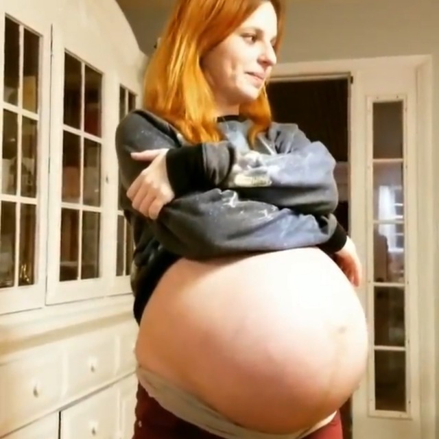 voremyfollowers:God damn. That belly is so sexy.