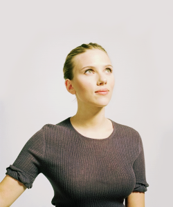 wearyvoices:  Scarlett Johansson by Alex Hoerner 