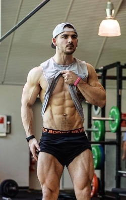 fitmen1:  Nick Cheadle 