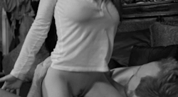 Sensual hot girls masturbating live on free adult webcams Click