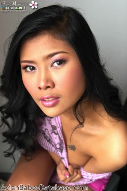 skye-net:  Font Monikar aka Nattheera Raiwan More beautiful Asian
