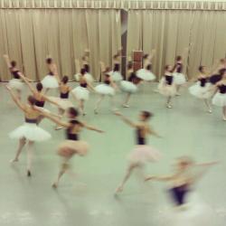 ouchpouchsaywhat: Snowflakes @ Vaganova Academy. (Soure: fb)