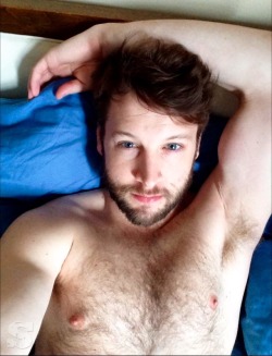 scruffyscruffies:N. Rufus 31y/o Chicago