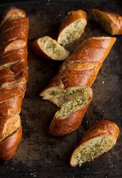 im-horngry:  Garlic Bread - As Requested!