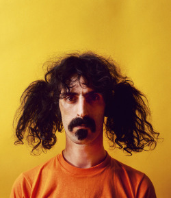 soundsof71:  Frank Zappa, New York City 1967, by Jerry Schatzberg