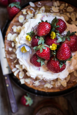 foodffs:  Almond Honey Cake with Strawberry Ripple Cream.Really