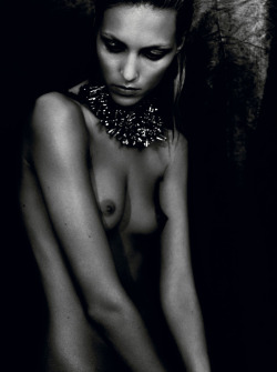  Anja Rubik in “The Young And The Restless” by Paolo Roversi for i-D