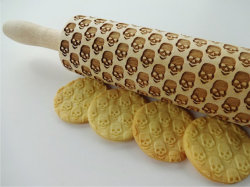 tododesign-official:  (via Skull Rolling Pins by Dough Roller