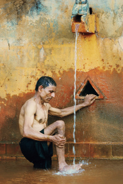   Nepali Tamang people at a hot spring, via Bramphotography.