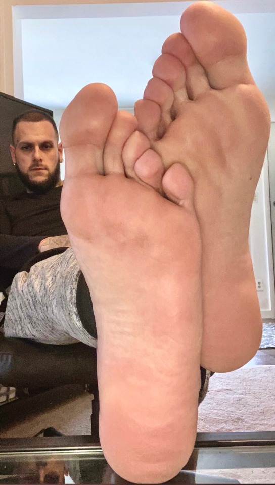 rob-raleigh: great feet