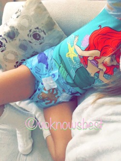 justalittlebaby:  voknowsbest:  My Ariel pjs with my lil squirts