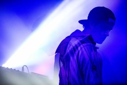 mat-zo-official:  Mad Zoo Winter Road Show - Chicago Photography