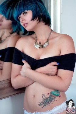 Chile Suicide girls