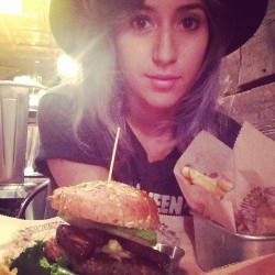 Hey. Happy National Cheeseburger Day! (at Bareburger Hell’s