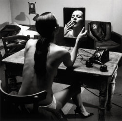 una-lady-italiana:  by Helmut Newton