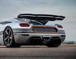 automotive-lust:  Koenigsegg One
