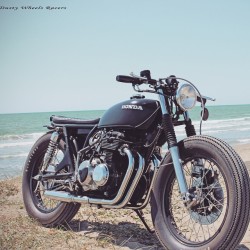 motomood:  Honda CB400 | Dusty Wheels Racers