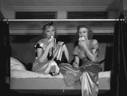Una Merkel and Ginger Rogers(42nd Street, 1933)