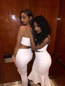 allysmanibear:  Normani and her older sister Arielle 