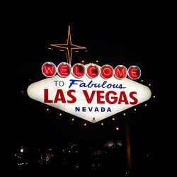 danielbldrs:  Welcome to Fabulous Las Vegas. #LasVegas #Sign