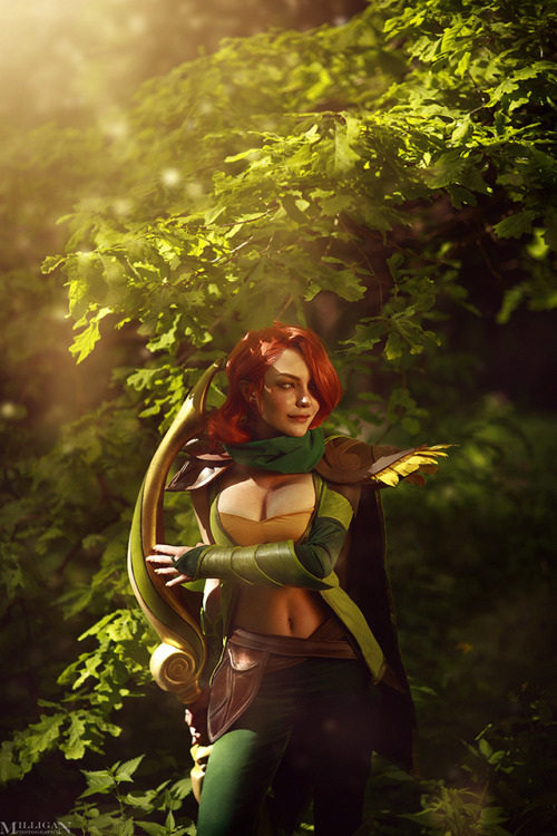 milligan-vick: DotA 2Windranger Christina Fink as WRphoto by me 