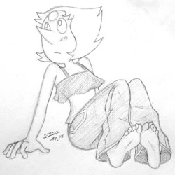 weaselworks:  pigeon-toed bird momma  I kinda love that rebeccasugar