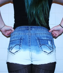 cant-wake-up:  cant-wake-up: reblog my bum please. xx 