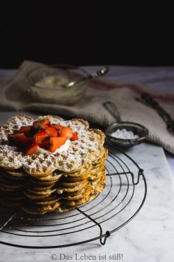 fullcravings:  Poppy Seed Waffles With Strawberries (recipe also