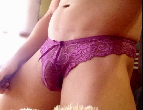 meninpantiesarehot:  Real man wears panties 