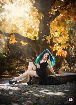 gothicandamazing:   Model, make-up, edit: DaedraClothes: Phazeclothing.comPhotographer: