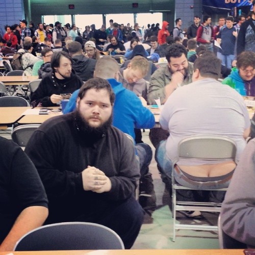 theprogramisupgraded:  redeyesblackdr4gon:  yungcrybby:  unbitrium:  yourstarcolouredeyes:  bwarch:  zio-masada:  This is one of those “I scrolled down hoping for an explanation” things  Dude went to a Magic: The Gathering tournament and saw a whole