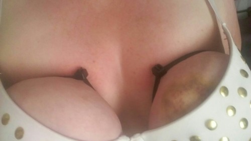 Great submission from lurch69. Thanks!Slut with cable tied Tits and torture bra