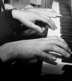 beatlesology:  John and Paul’s hands 