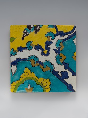 met-islamic-art:  Square Tile Depicting Clouds, Metropolitan