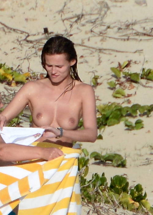 toplessbeachcelebs:Edita VilkeviciuteÂ and friend changing bikinis in St. Bartâ€™sÂ (April 2014)