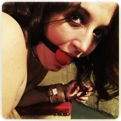 pepalfreyman:  iPhone candid of MM drooling, cuffed and strapped