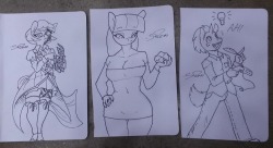 A few pics I have of the commissions I drew at Bronycon :pThank