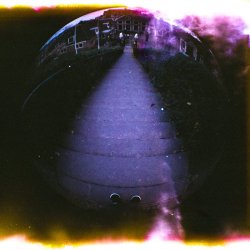 djengizz:  (via #20890796 — djengizz · Lomography)  