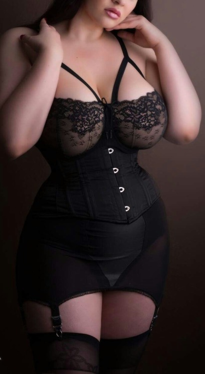 domforsweetpussy:  Just wow  I would love to wear this for you, Sir.