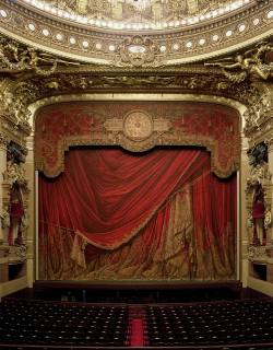 likeafieldmouse:  David Leventi - Opera: Curtain, Palais Garnier,