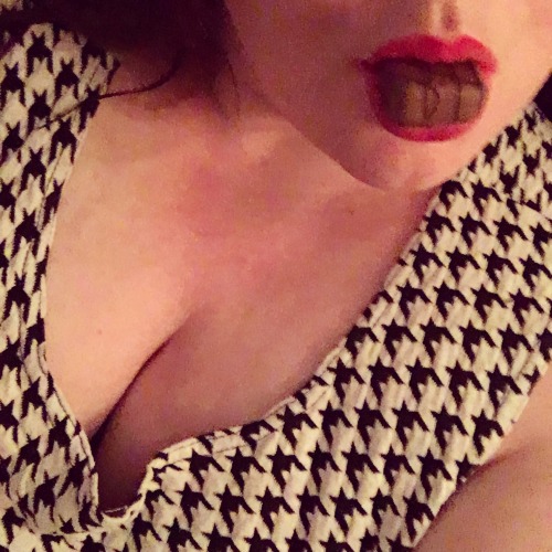 hewholusts:  snotbowst1991:  fatangeline:  I think I am getting fat! 