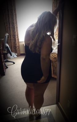curvalicious77:  Some shots from our weekend away, happy Friday