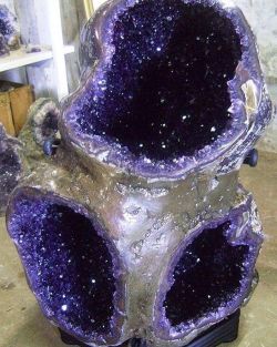 geologypage:  Giant Amethyst Geode | #Geology #GeologyPage #Mineral