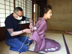 thevertigonetwork:  Shibari : Naka AkiraModel : Yusura 