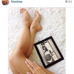 ifeetfetish:  S/O @fronime she has really pretty feet and a very