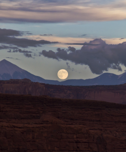 oecologia:  Moonrise (La Sal Mountains, Utah) by jim berneike.